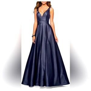 La Femme GiGi Design Mikado Ballgown
